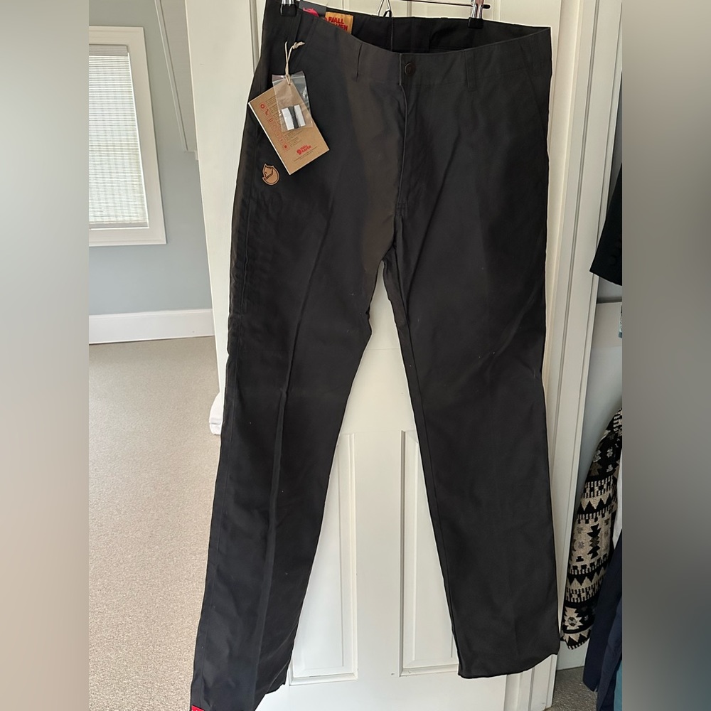 Sten NWT “trouser fit”.